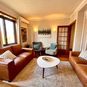 Mtlvacationrentals-the Mtlvr Kisses Apartment