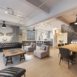 The Executive Loft At The Holland Apartment